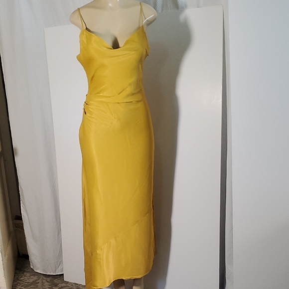 NWT Zara Midi Satin Effect Slip Dress Summer Mustard Yellow Gold Size M - Picture 2 of 15